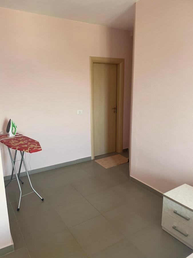 Xhulio Apartments ซารานเดอ ภายนอก รูปภาพ
