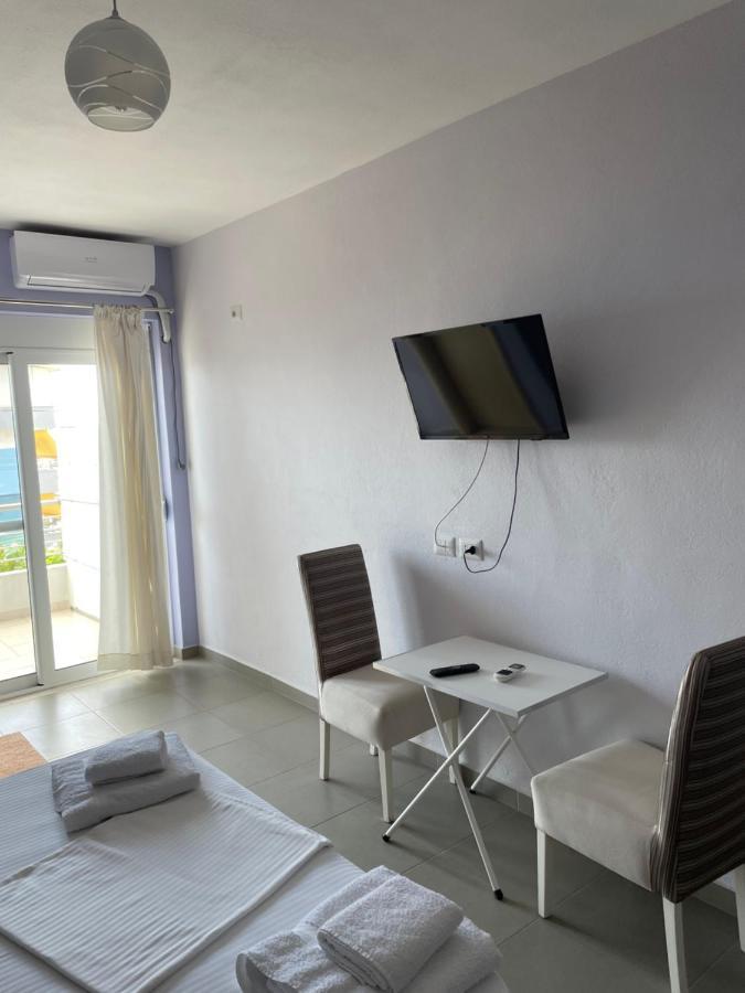 Xhulio Apartments ซารานเดอ ภายนอก รูปภาพ
